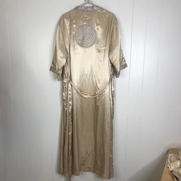 Cabernet Sleepwear Nightgown and Robe Set Champangne Color SZ M - Picture 12 of 16